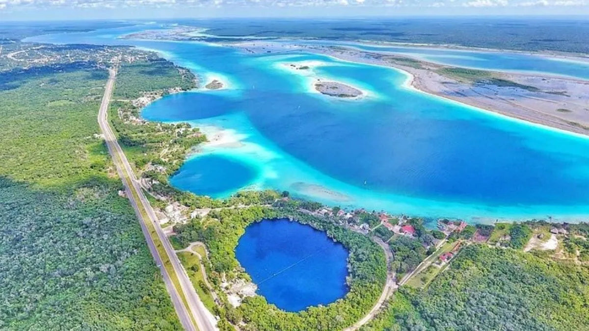 Bacalar Laguna de Colores
