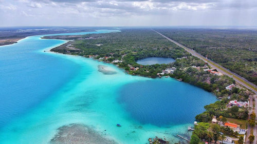 Bacalar Laguna de Colores