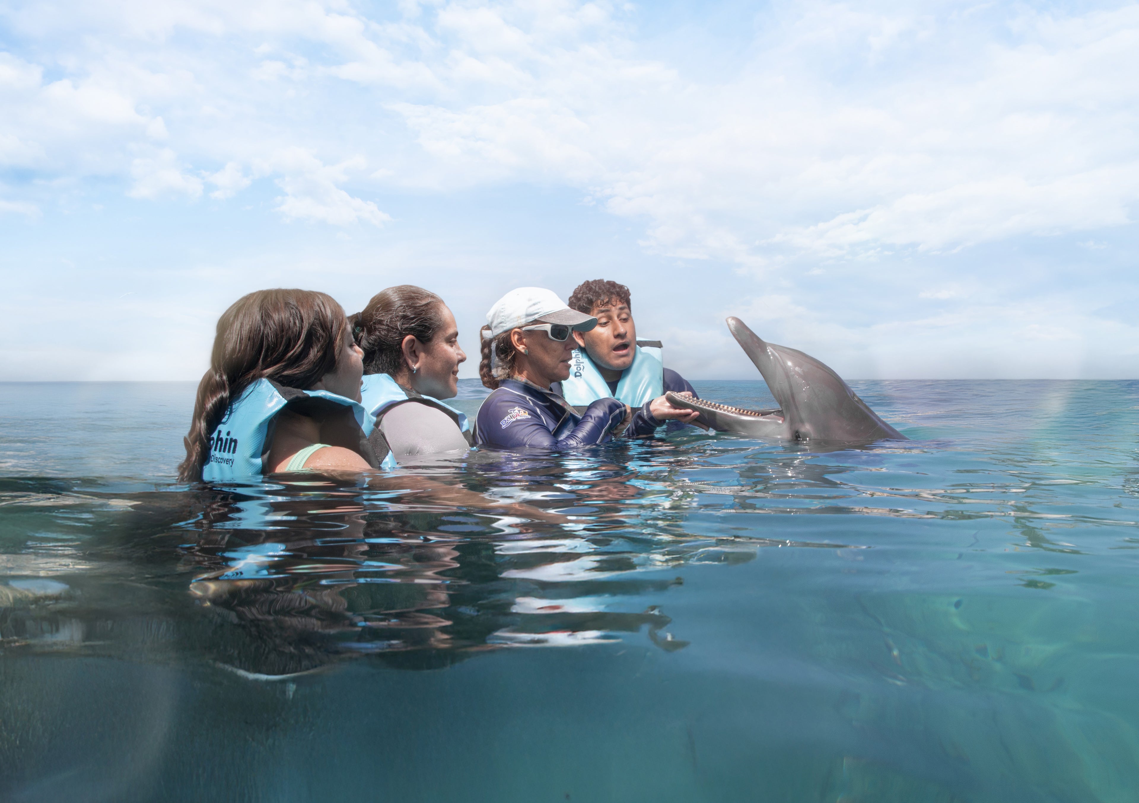 Nado con Delfines Connection (Cancún - Isla Mujeres)