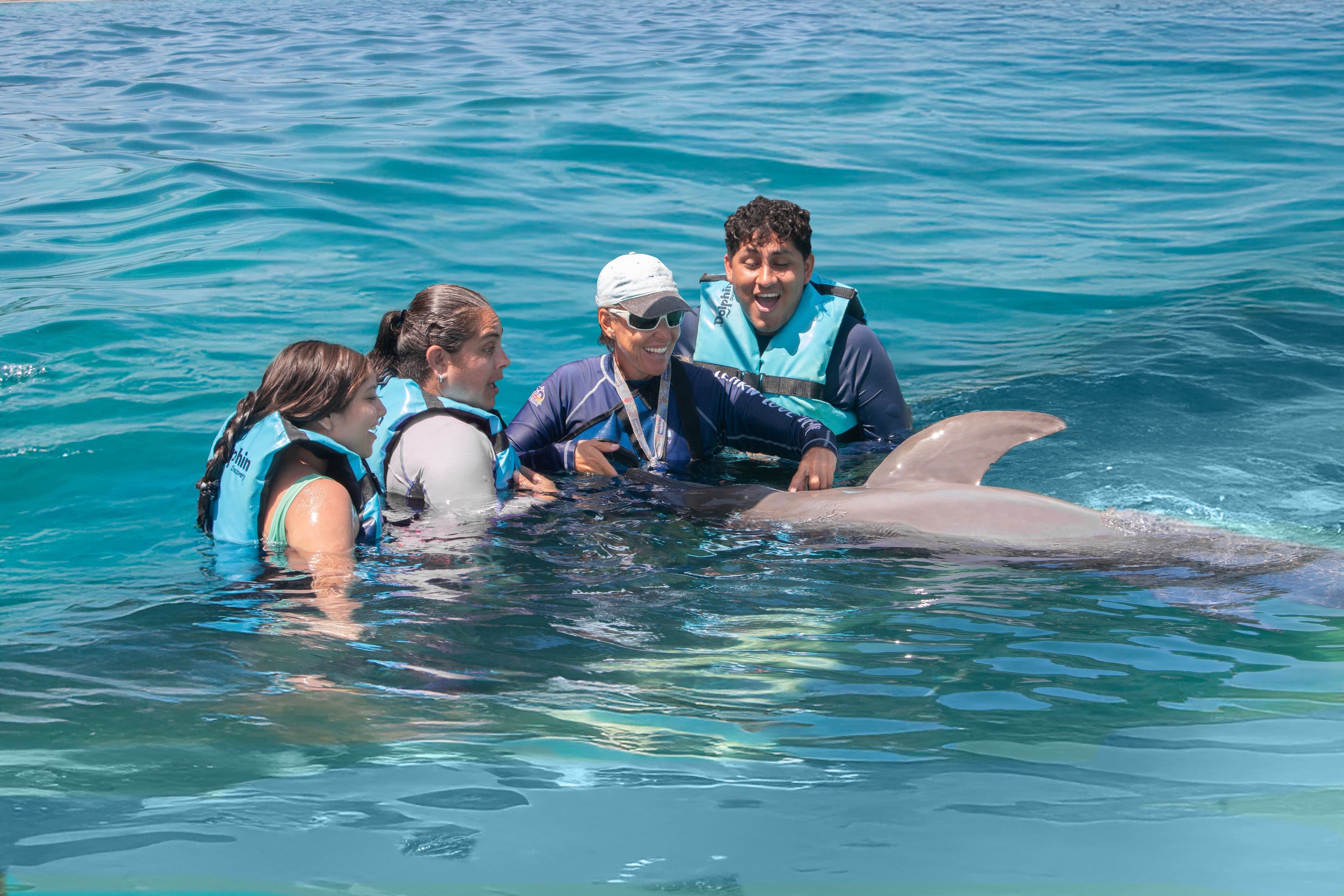 Nado con Delfines Connection (Cancún - Isla Mujeres)
