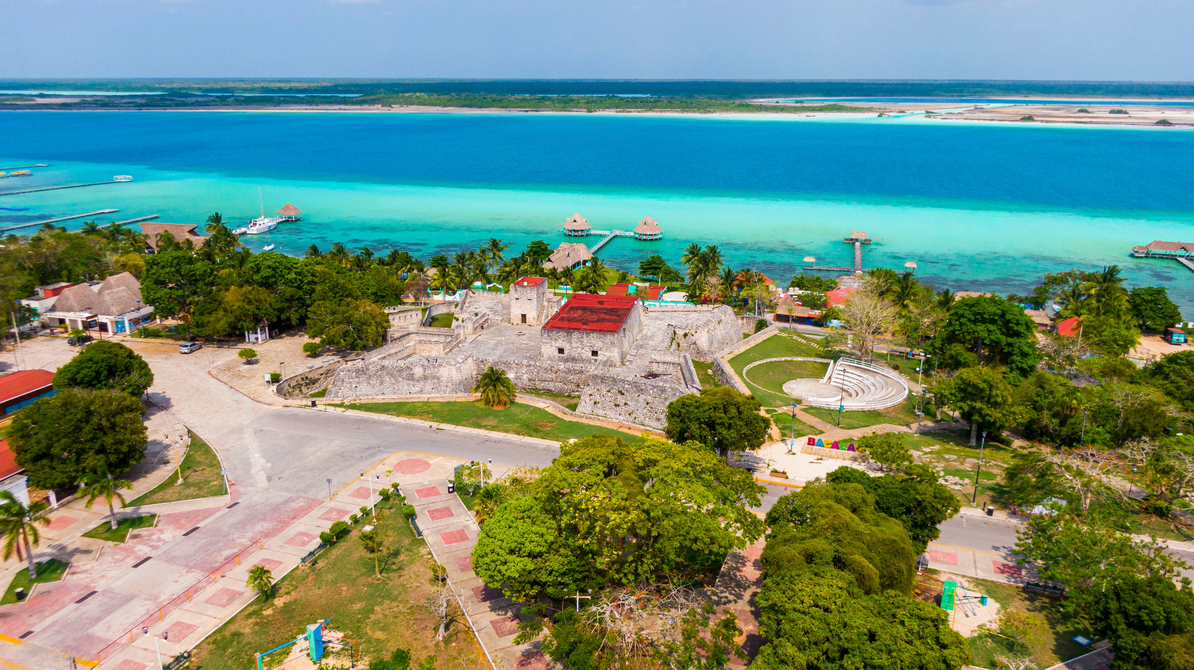 Bacalar Laguna de Colores