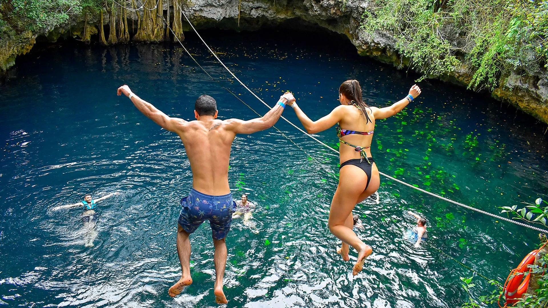 Cuatrimotos, Cenote y Tirolesa